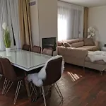 Modern With Private Heated Pool And Lounge Area For A Relaxing - Four Bedroom Vinisce